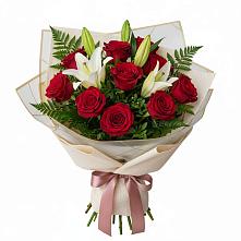 Букет цветов из:  Лилии и Розы #REPLACE_PRED# Хлевном