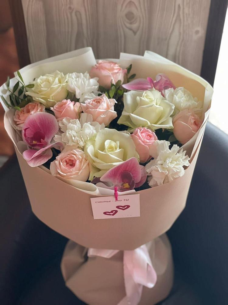 Букет цветов из: Орхидеи, Розы и Гвоздики в Хлевном