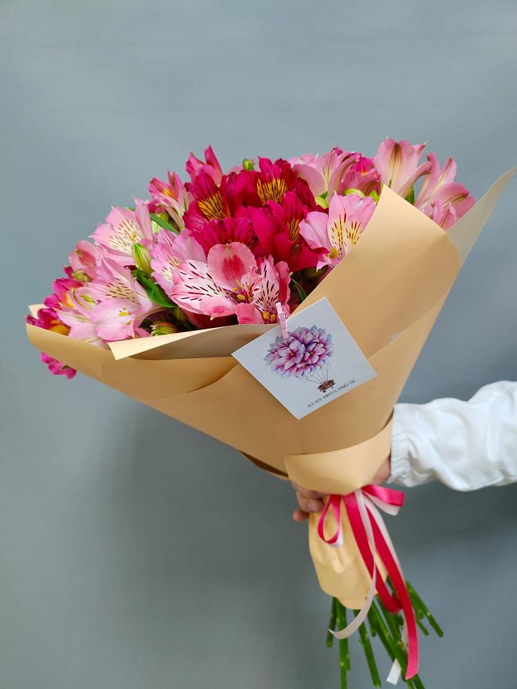 Букет цветов из: Альстромерии в Хлевном