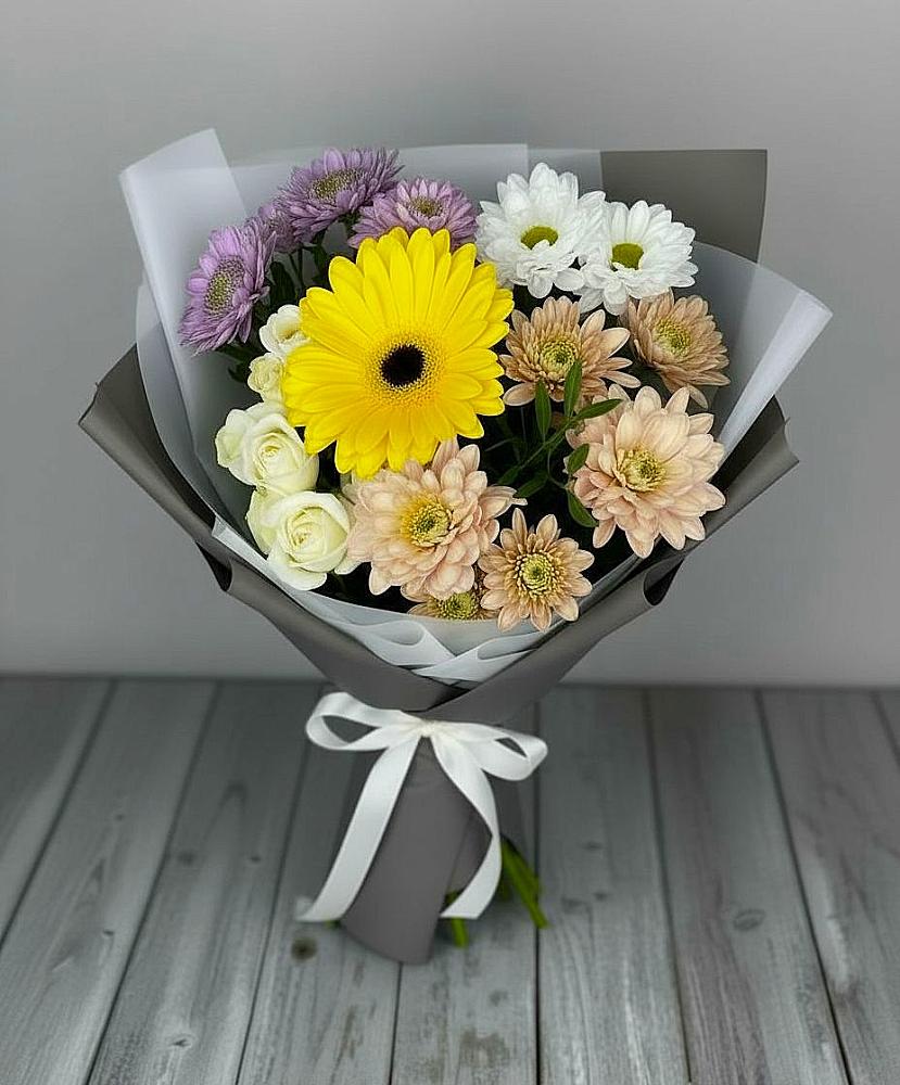 Букет цветов из: Розы, Герберы и Хризантемы в Хлевном