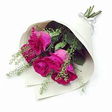 Букет цветов из:  Розы в Хлевном