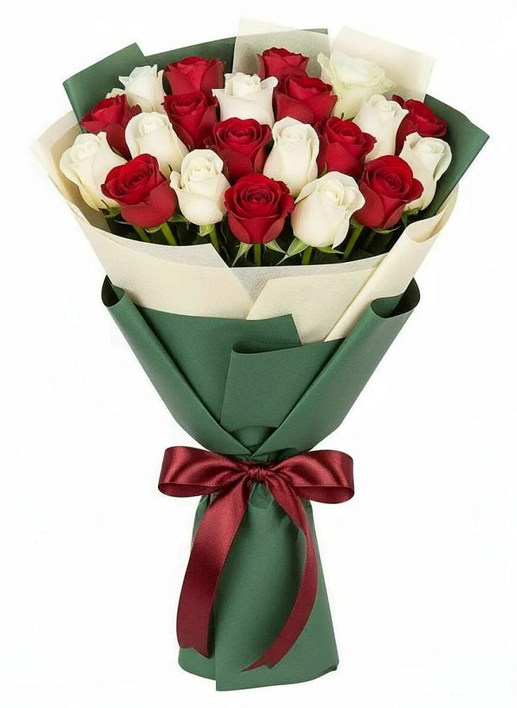 Букет Микс из красных и белых роз в Хлевном