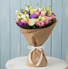 Букет цветов из:  Лизиантусы в Хлевном