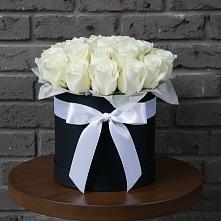 Цветочная композиция из Розы в шляпной коробке #REPLACE_PRED# Хлевном